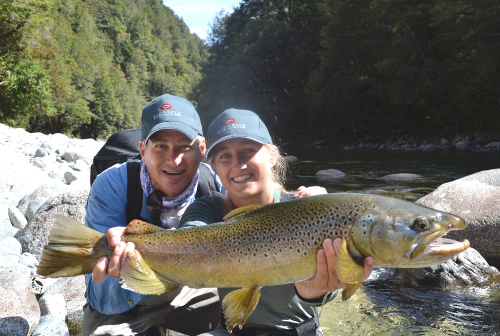 Stonefly Lodge, New Zealand fishing, New Zealand trout fishing, New Zealand heli fishing, Aardvark McLeod