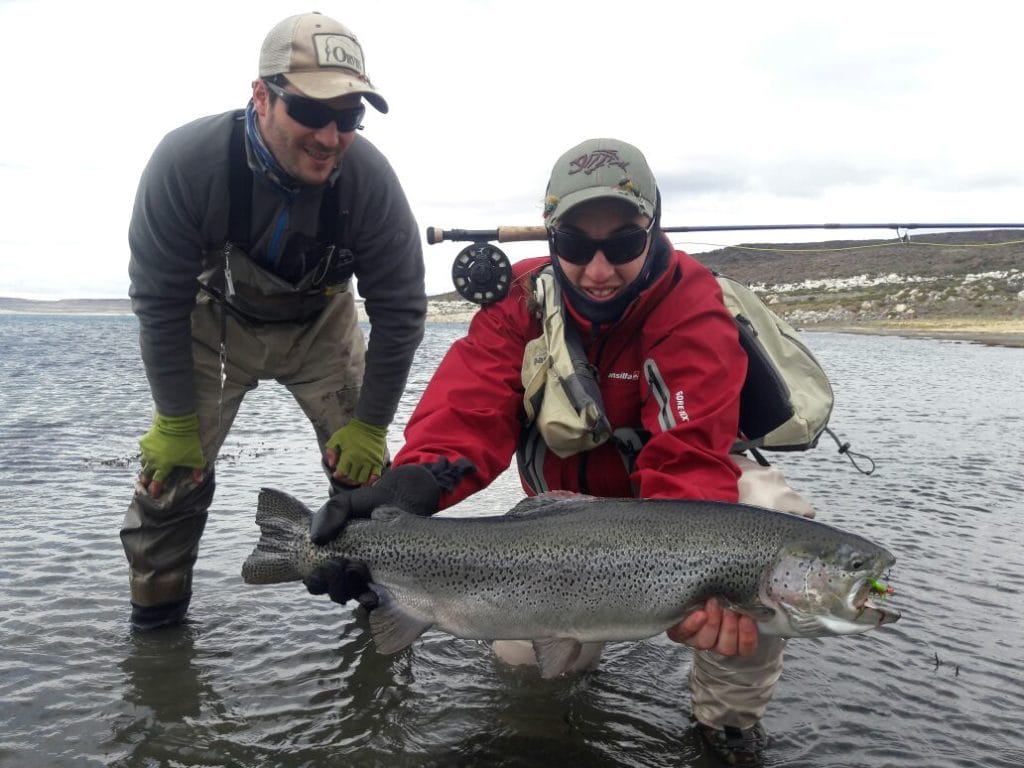 estancia laguna verde, jurassic lake, lago strobel, moro creek, rio barrancoso river, huge rainbow trout, wild rainbow trout, fly fishing Argentina.