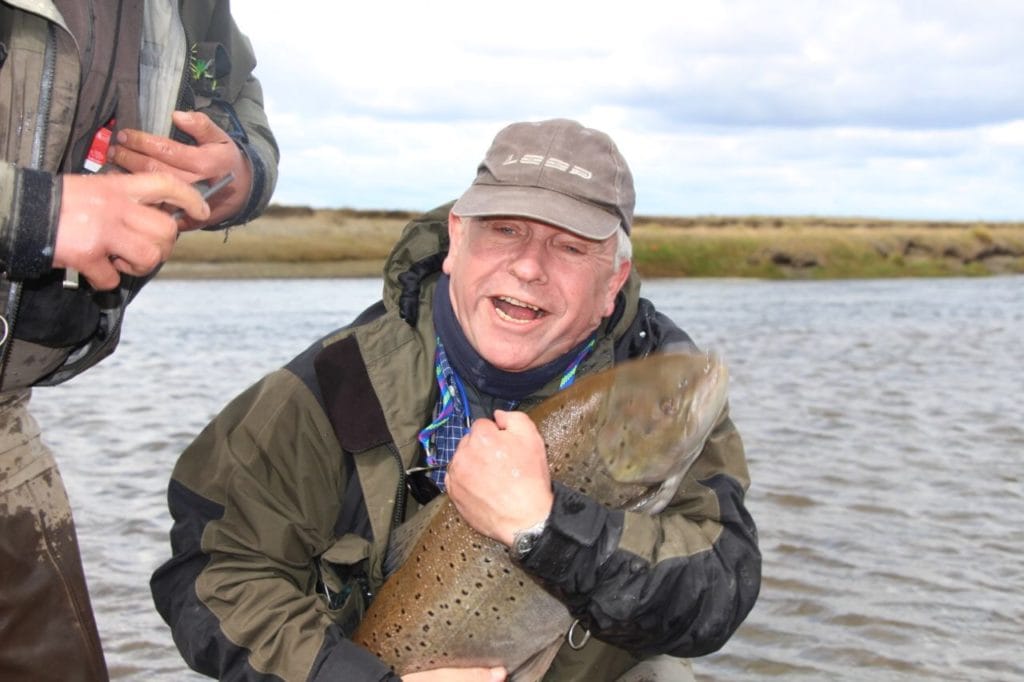 Aurelia Lodge, Rio Grande River, Tierra del fuego, TDF, fishing Rio Grande, sea trout fishing Argentina, sea trout rio grande, TDF flies, Rio Grande flies, fishing Rio Grande Argentina, sea trout Rio Grande, aardvark mcleod.