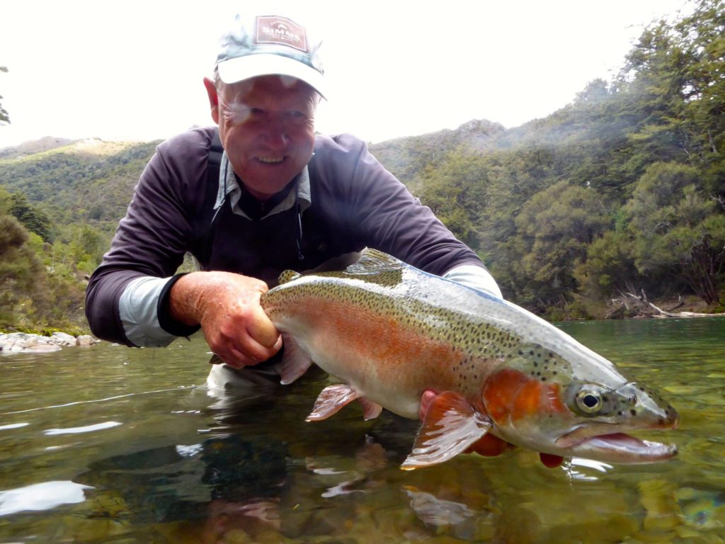 Tongariro Lodge, Tongariro River, New Zealand, Trout fishing, Aardvark McLeod