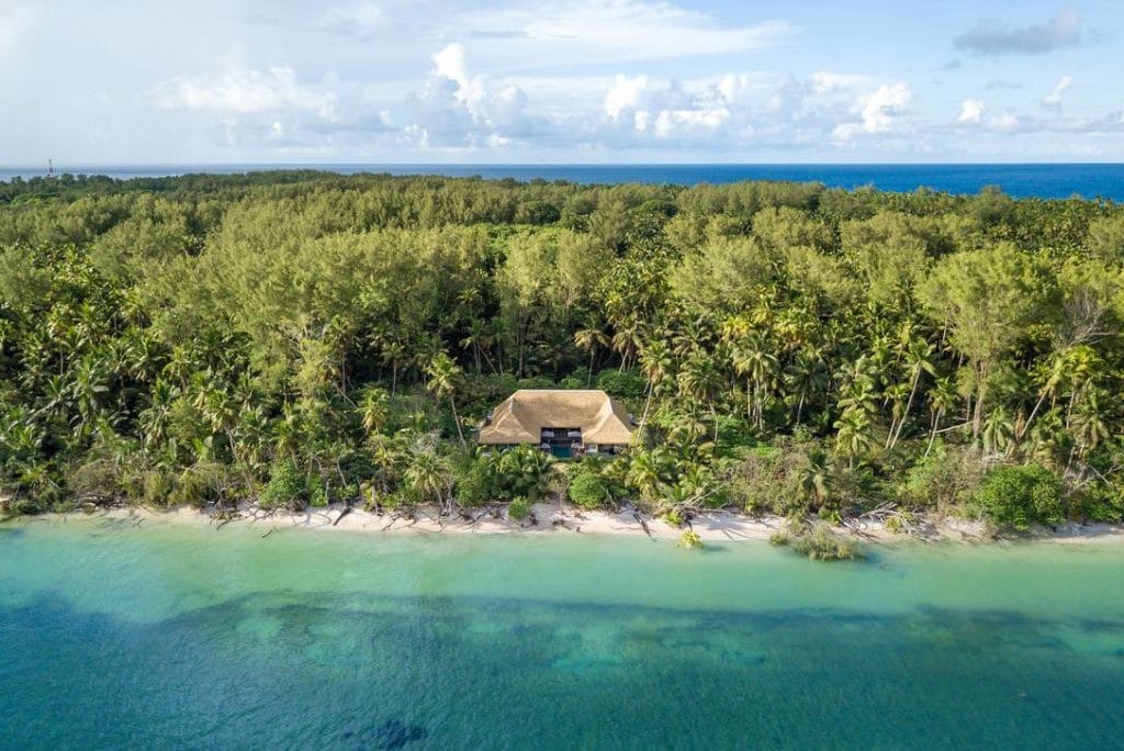 Alphonse Island Seychelles beach leisure Aardvark McLeod