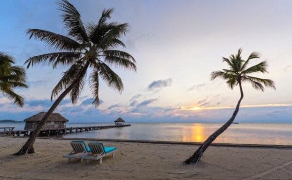 Victoria House, Ambergric Caye, Belize, family holiday, honeymoon, holiday in Belize, beach holiday, Aardvark McLeod, diving in Belize