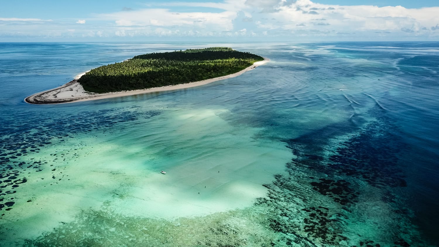 Providence Atoll, Seychelles, Aardvark McLeod