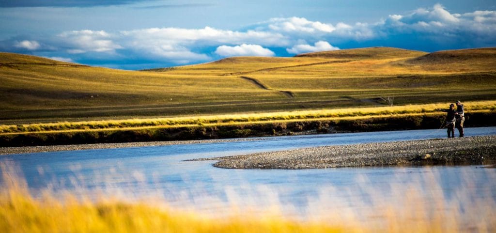 Kau tapen lodge, sea trout fishing, tierra del fuego, rio grande, rio grande sea trout, nervous waters, aardvark mcleod, rio menendez