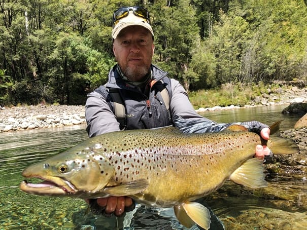 New Zealand, Owen River Lodge, fly fishing