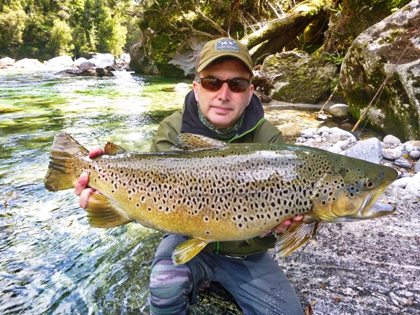 New Zealand, Owen River Lodge, fly fishing