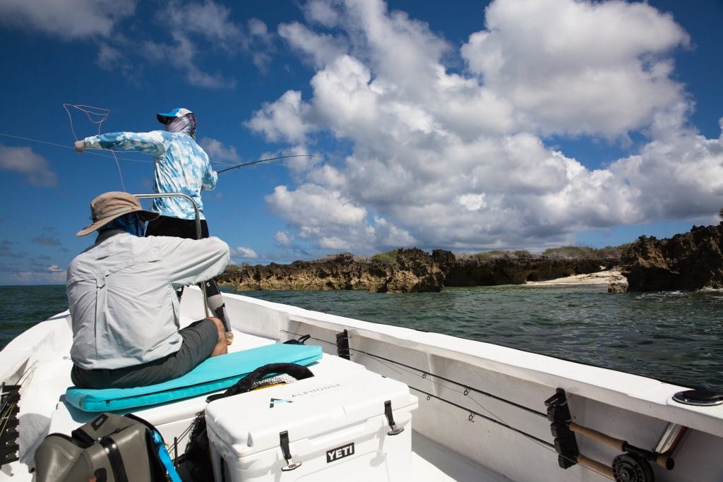 seychelles a guide's season in the salt Cosmoledo Atoll, Giant Trevally, Seychelles, Aardvark McLeod