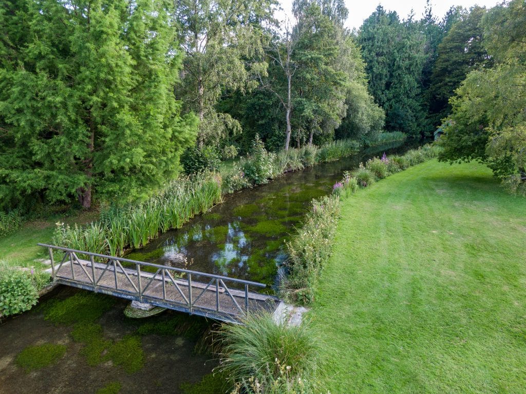 Testcombe River Test, Chalkstream Fly Fishing, Aardvark McLeod, Mayfly space