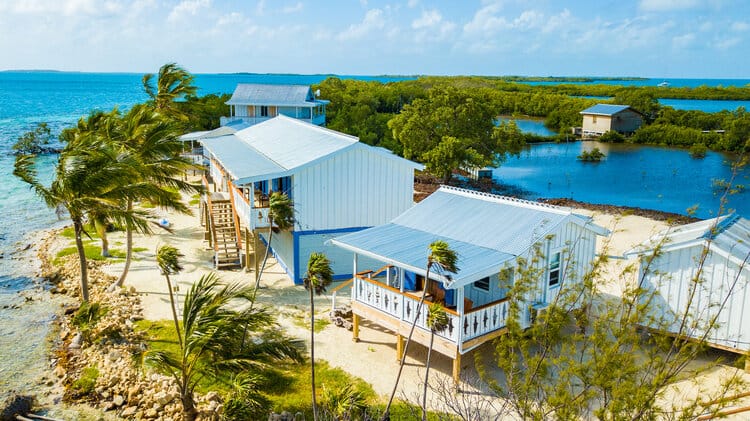 Blue Horizon Belize, Permit fly fishing