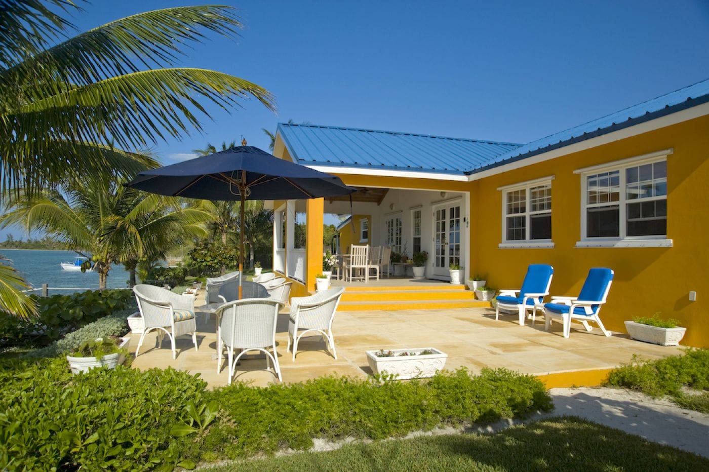 The Bahamas; a focus on Mangrove Cay Club Aardvark Mcleod
