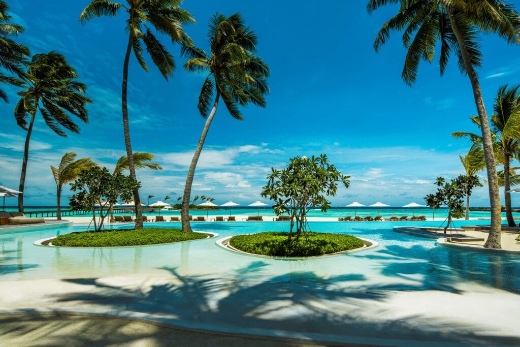 COMO Maalifushi, Maldives holiday, Maldives family holiday, Maldives honeymoon, Aardvark McLeod