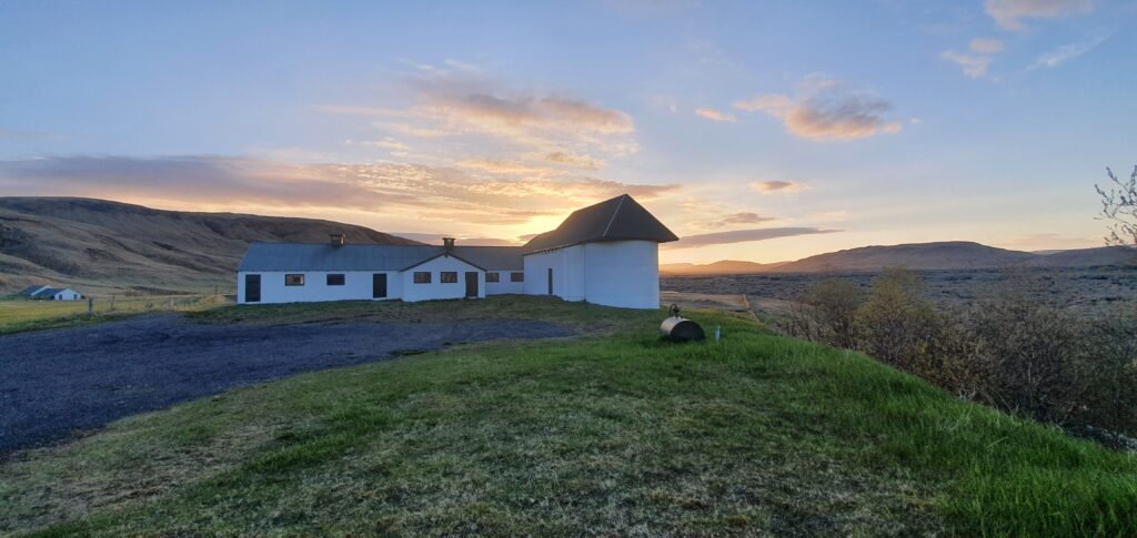 Battle Hill Lodge, Iceland, Aardvark McLeod