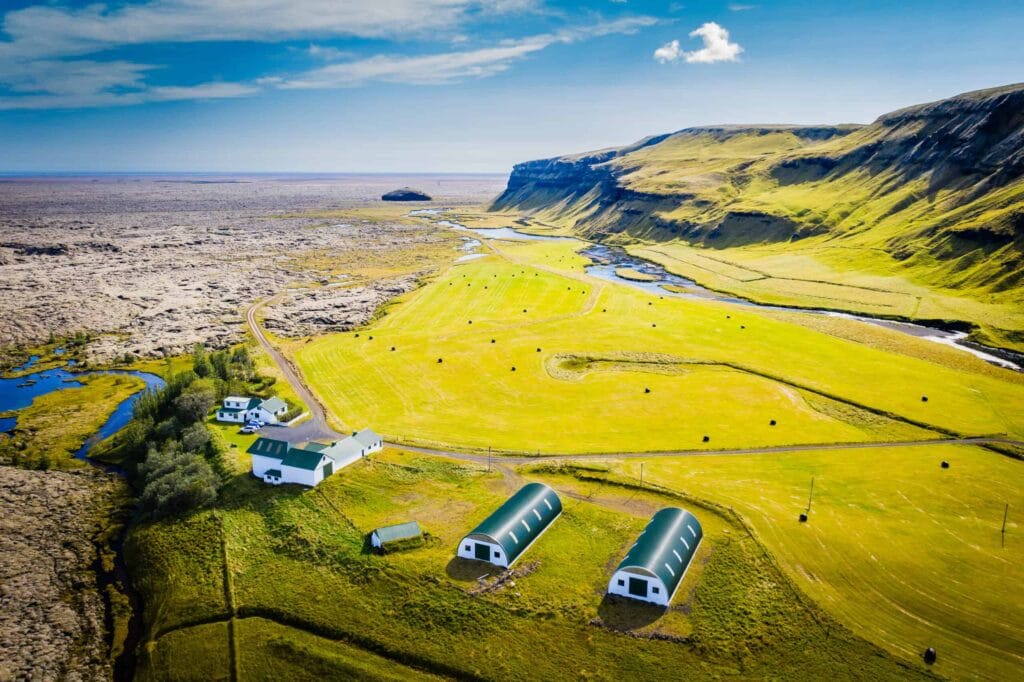 Battle Hill Lodge, Iceland, Aardvark McLeod