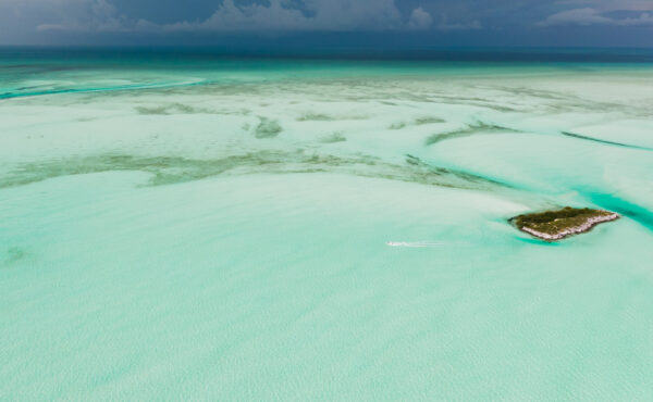 Soul Fly Lodge, The Berry Islands, Bahamas, Bahamas bone fishing, saltwater fishing bahamas, Aardvark McLeod