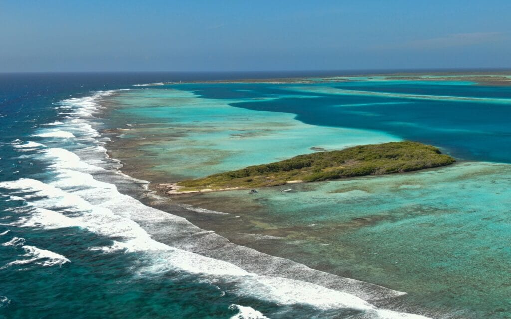 Los Roques, Venezuela, Aardvark McLeod