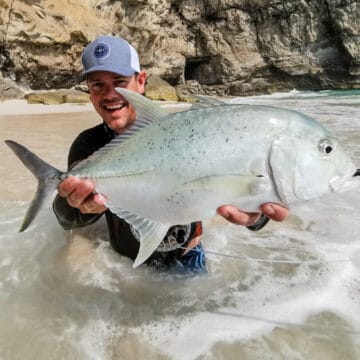 Oman fly fishing, permit fishing Oman, Aardvark McLeod