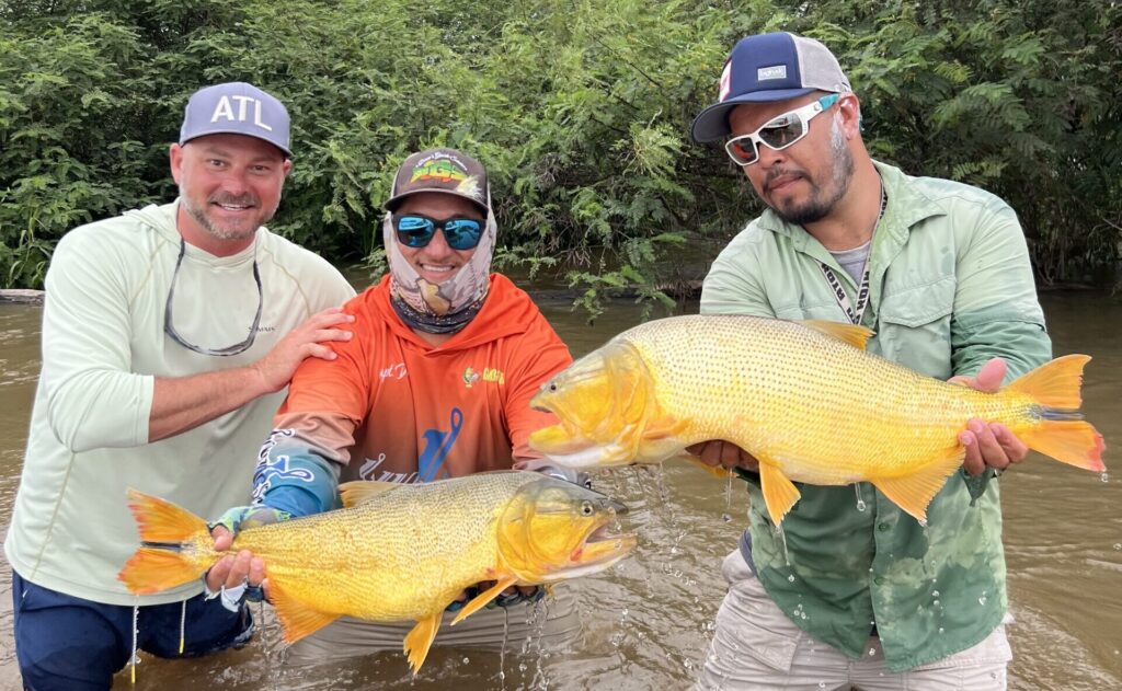 Don Joaquin River Lodge, golden dorado, Argentina, Aardvark McLeod