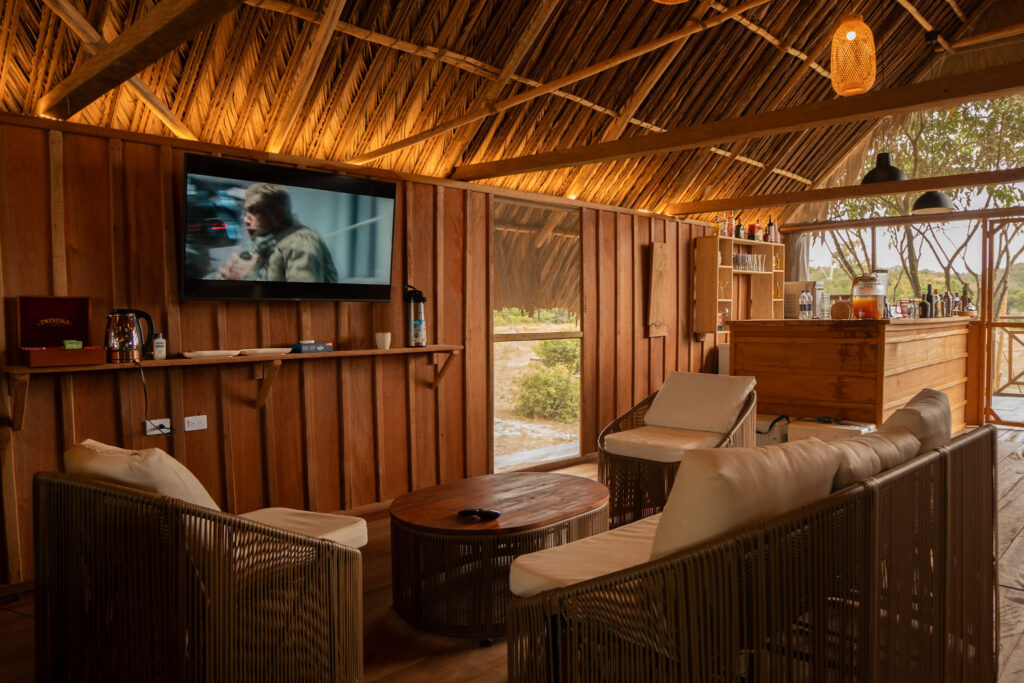 Lounge, Orinoco River Lodge, Colombia fly fishing, Aardvark McLeod 