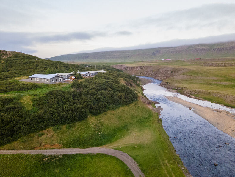 Thvera Lodge, Iceland, Aardvark McLeod